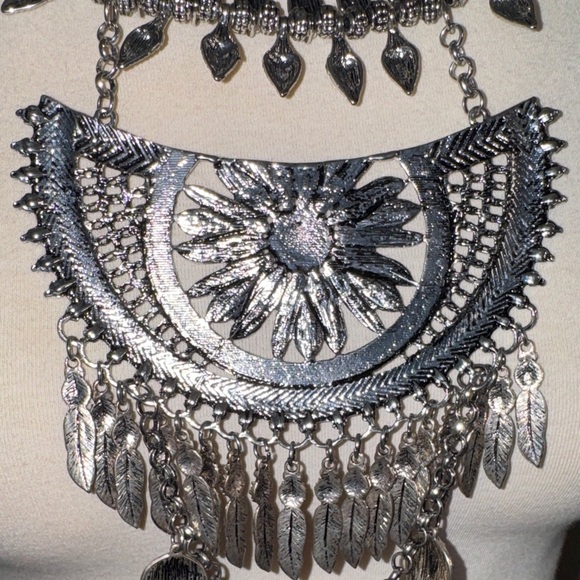 Stunning Tribal Large Statement Bib Necklace - Picture 11 of 12